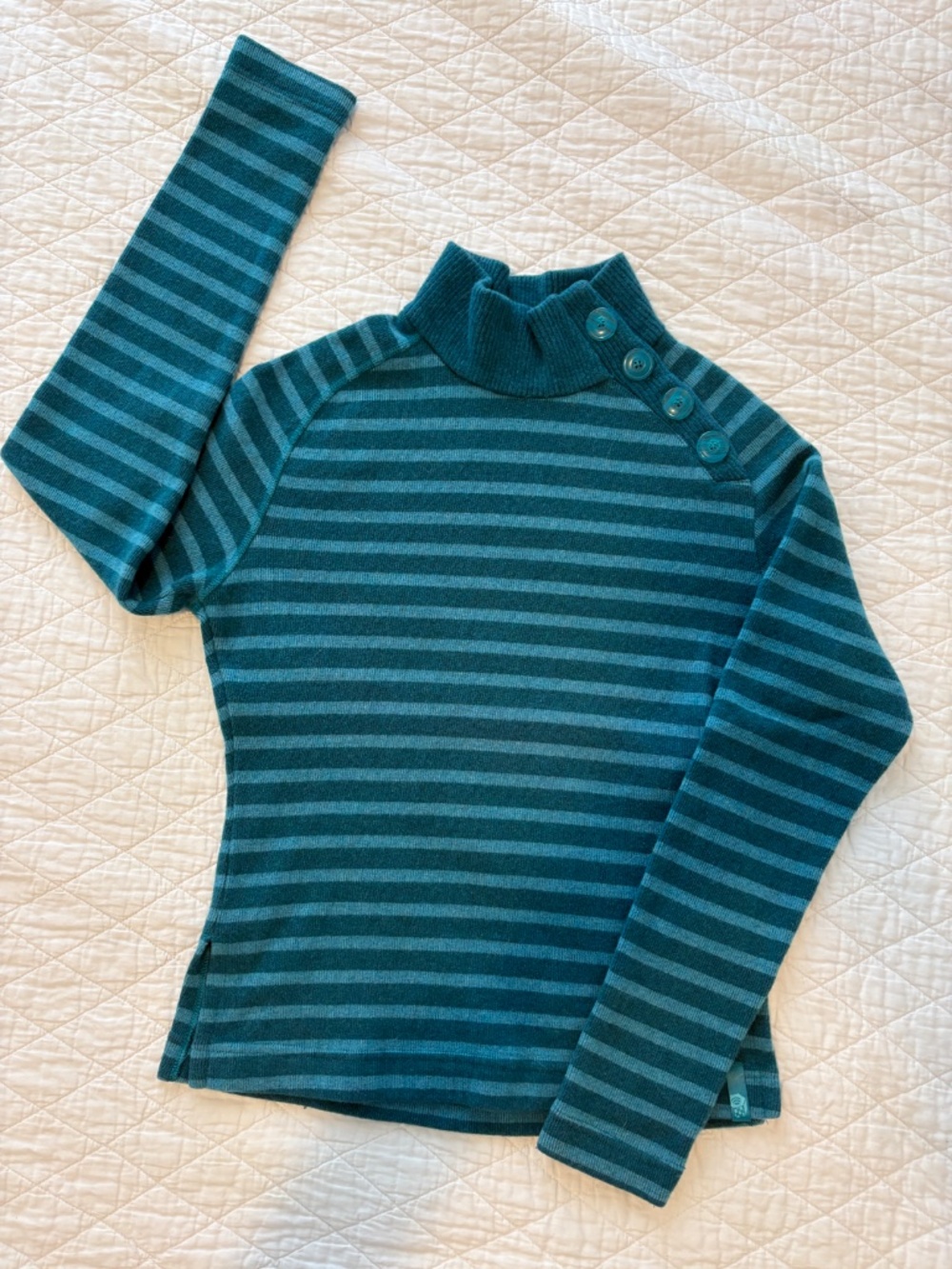 Mountain Hardwear Striped Mock Neck Sweater Teal Button Shoulder